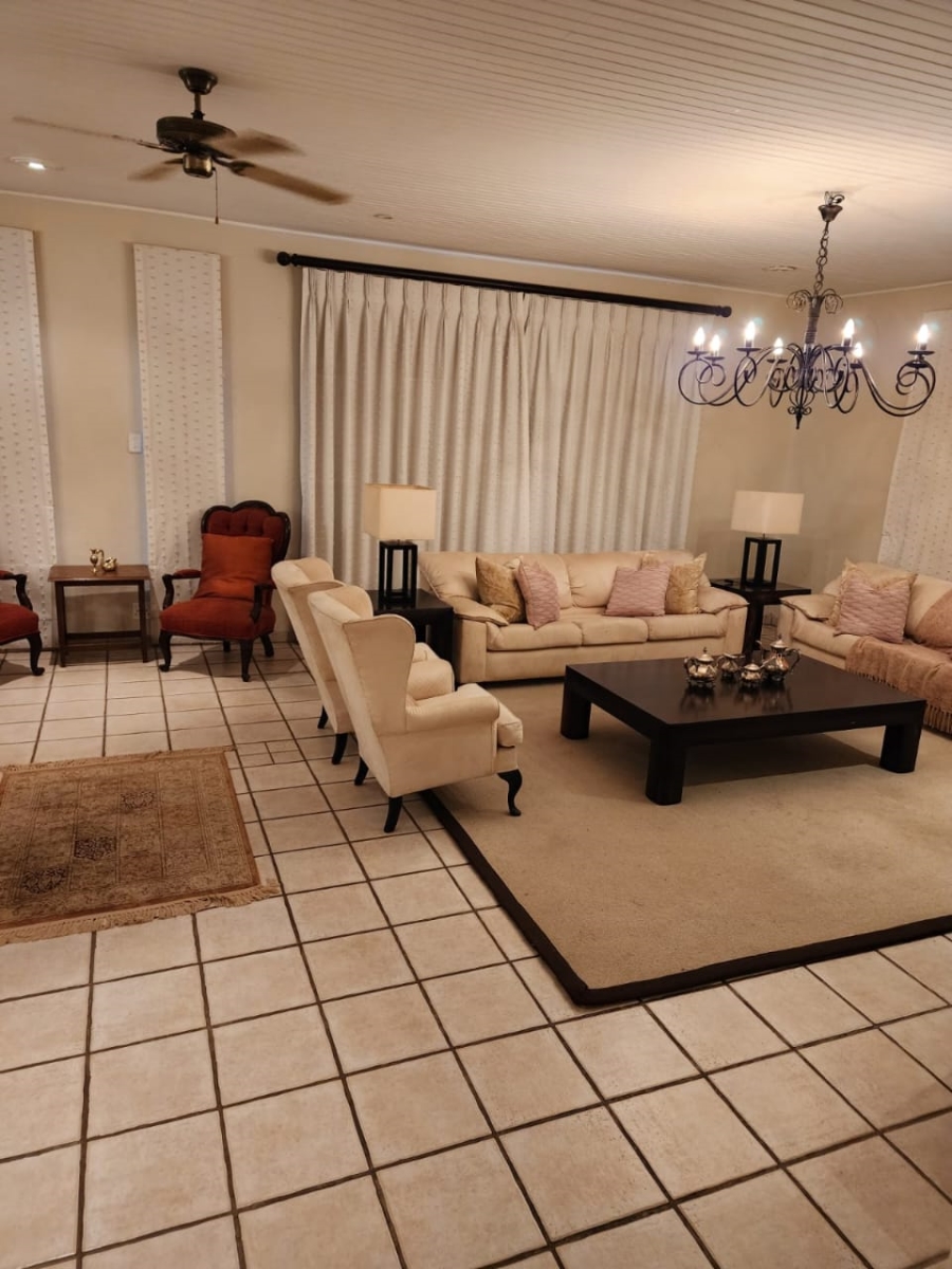 4 Bedroom Property for Sale in Ifafi North West